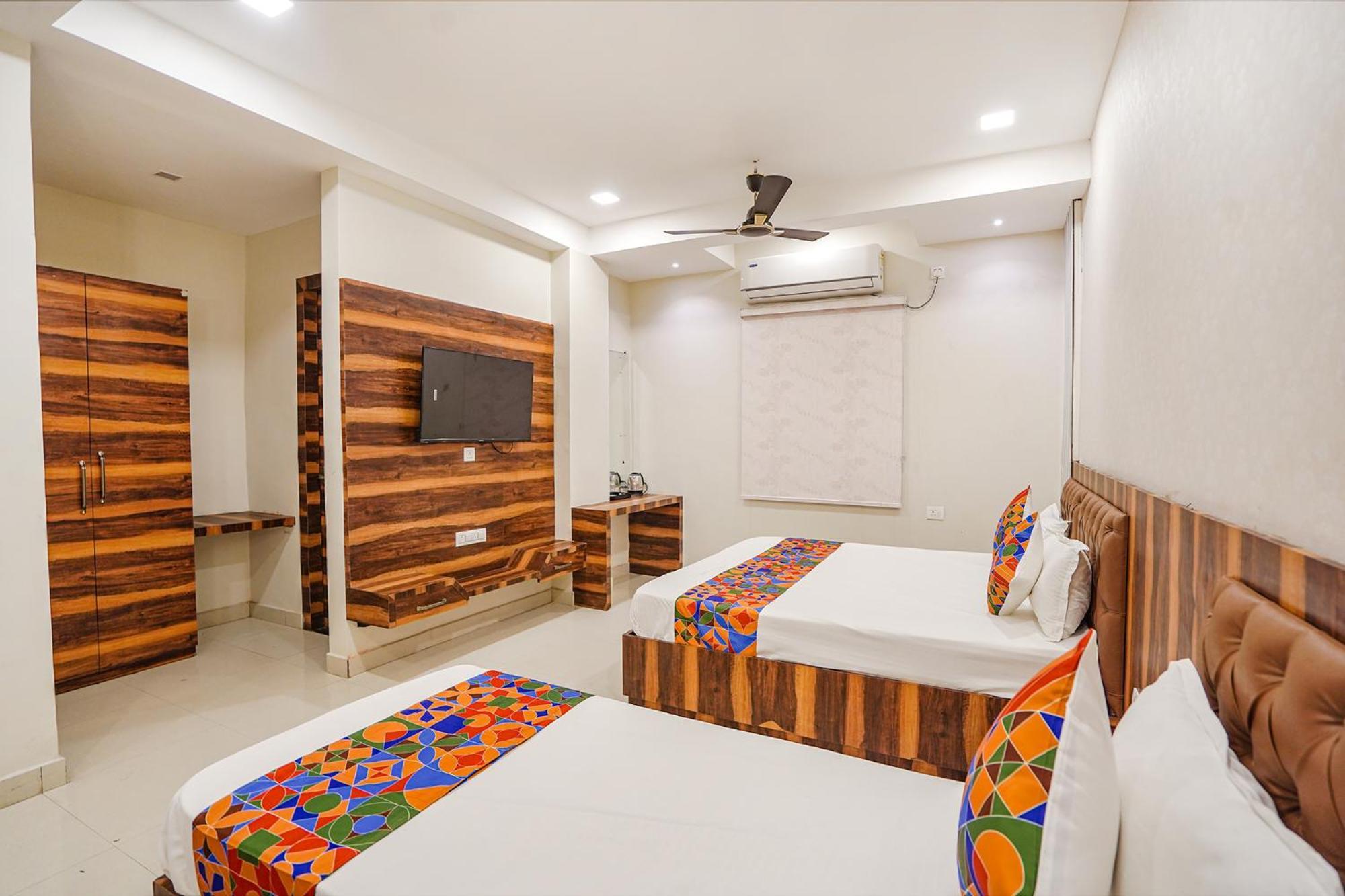 Fabhotel Ts Inn Faithfulganj Exterior foto